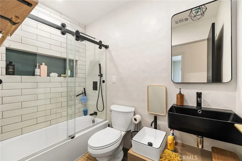 2468 Burt Street Upland, CA 91784