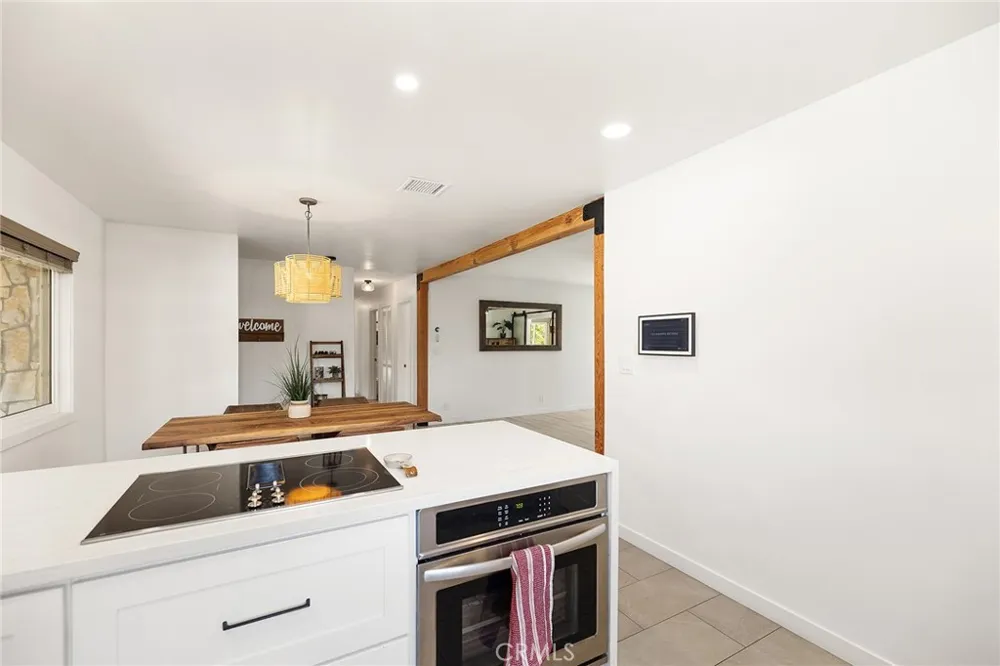 2468 Burt Street Upland, CA 91784