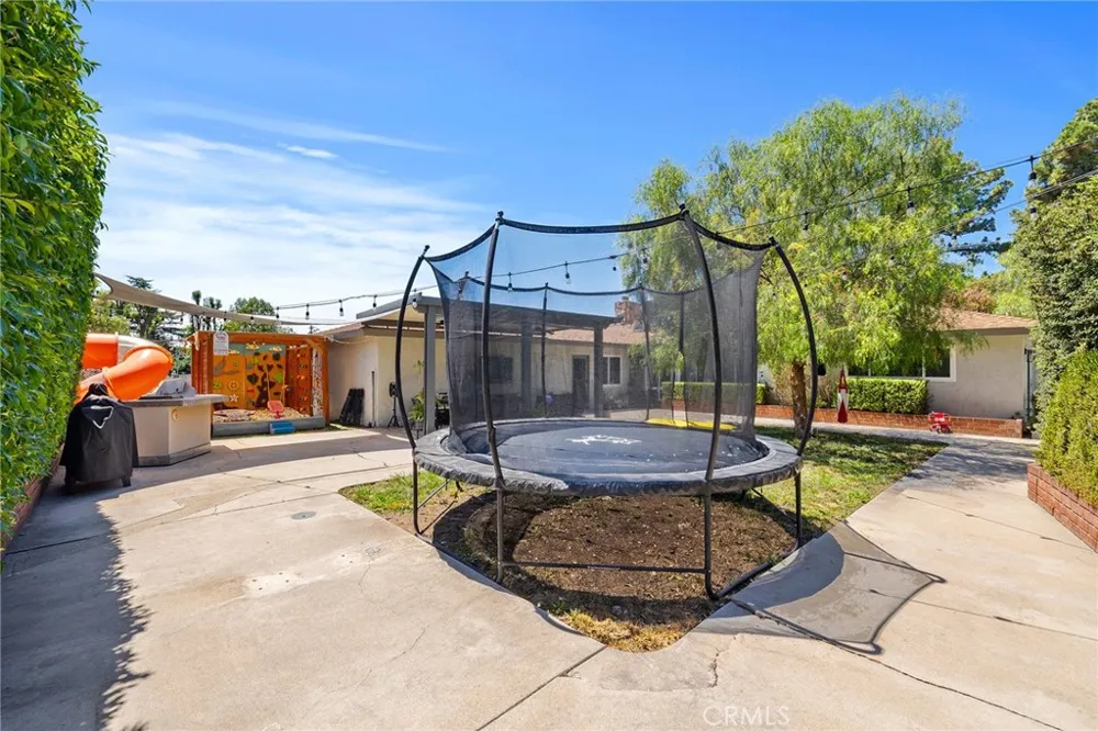 2468 Burt Street Upland, CA 91784