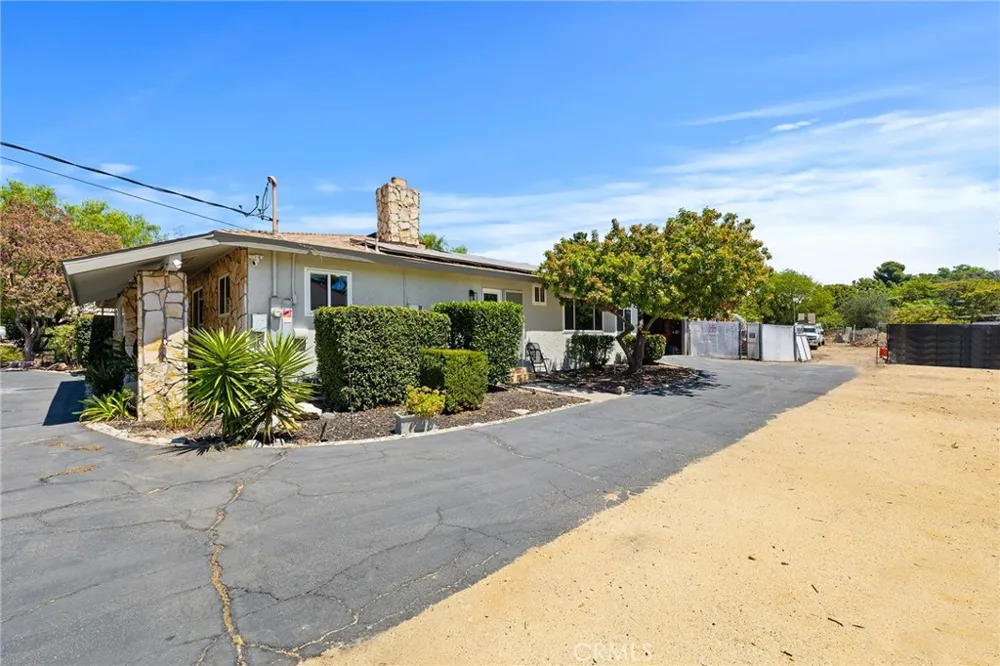 2468 Burt Street Upland, CA 91784