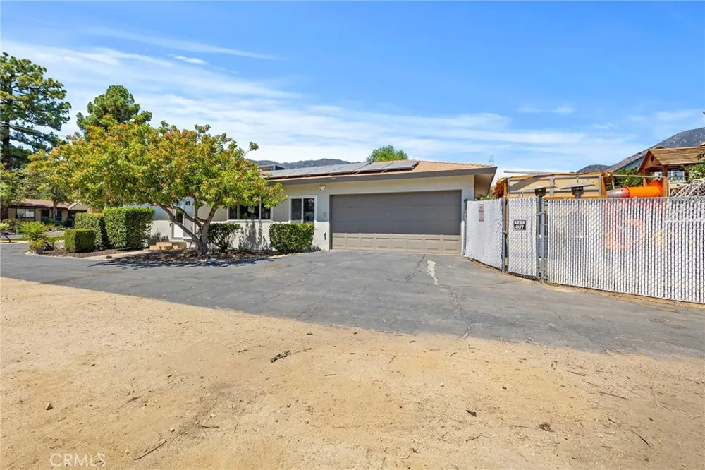 2468 Burt Street Upland, CA 91784