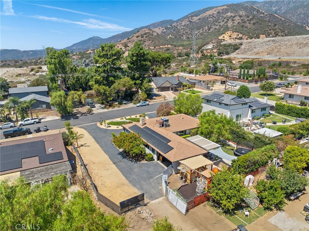 2468 Burt Street Upland, CA 91784