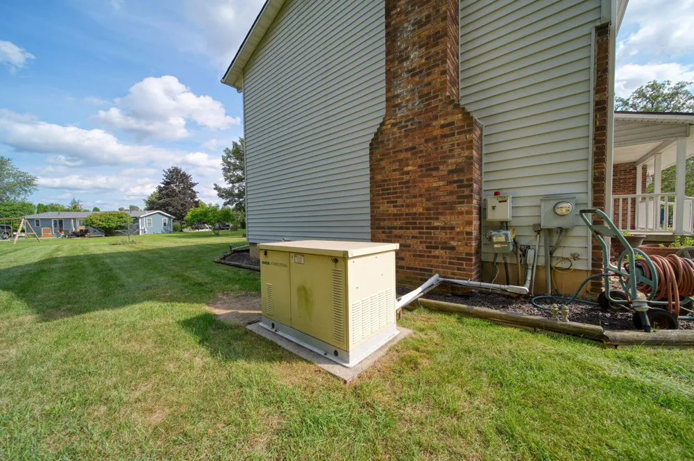 119 Claremont Circle Columbia Township, MI 49230