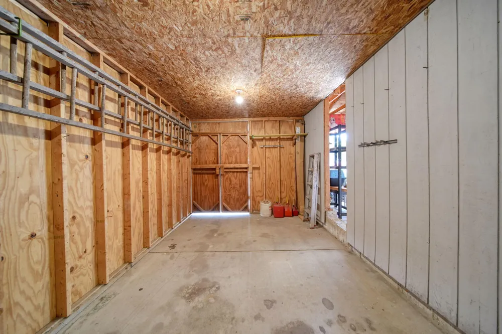 119 Claremont Circle Columbia Township, MI 49230