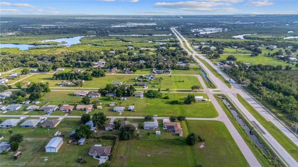 30040 OAK ROAD Punta Gorda, FL 33982