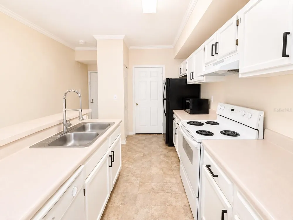 5610 PINNACLE HEIGHTS CIRCLE #309 Tampa, FL 33624