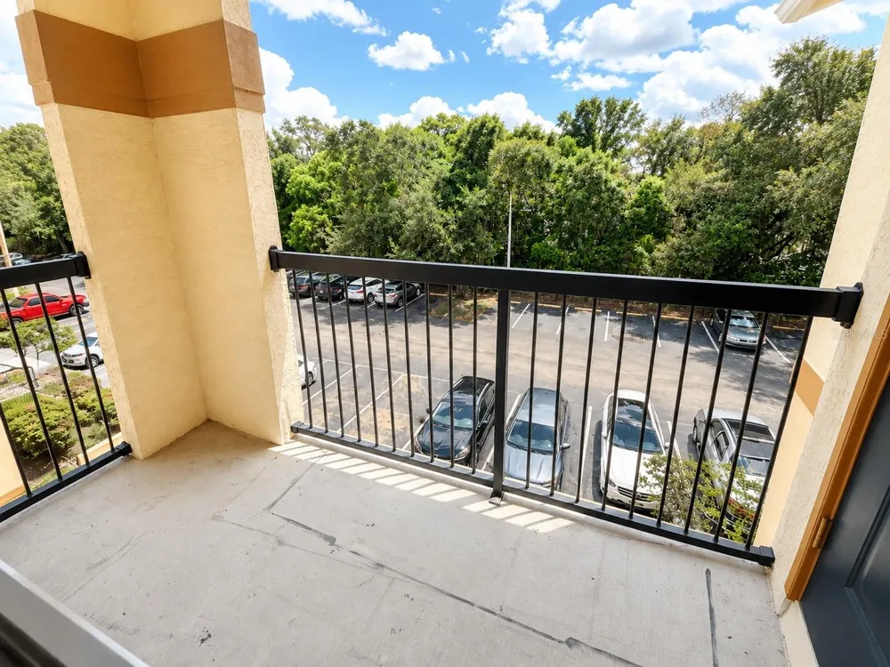 5610 PINNACLE HEIGHTS CIRCLE #309 Tampa, FL 33624