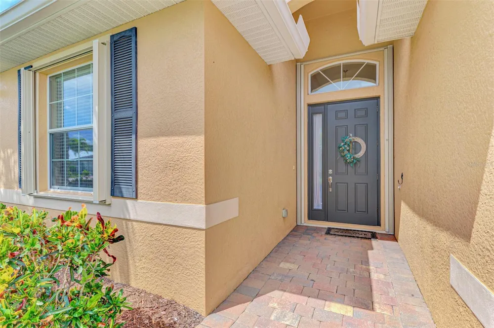 5221 CANYONLAND WAY Venice, FL 34293