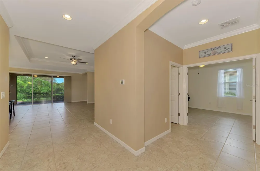 5221 CANYONLAND WAY Venice, FL 34293