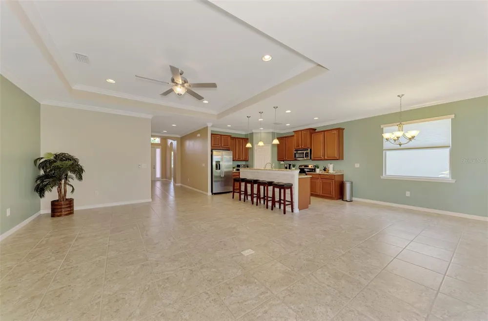 5221 CANYONLAND WAY Venice, FL 34293