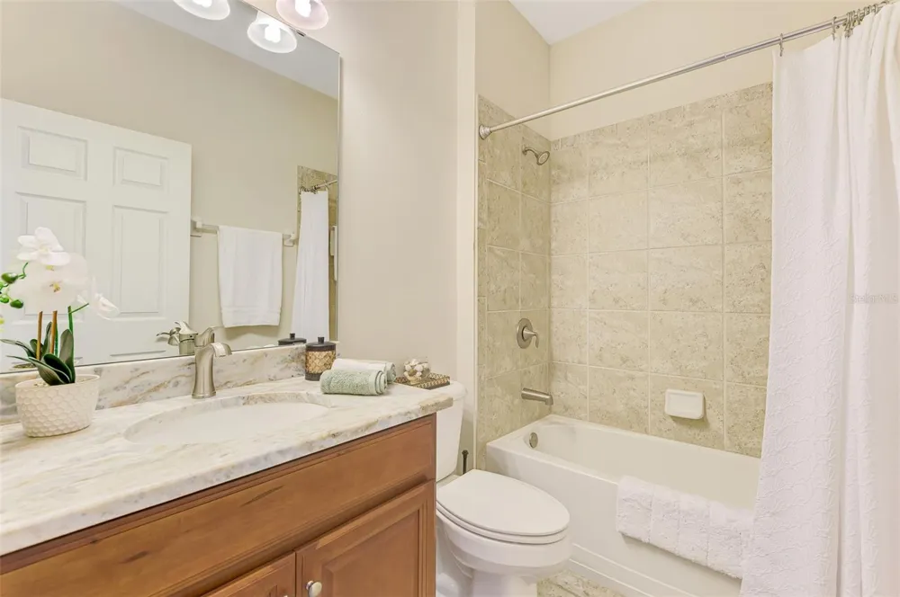 5221 CANYONLAND WAY Venice, FL 34293