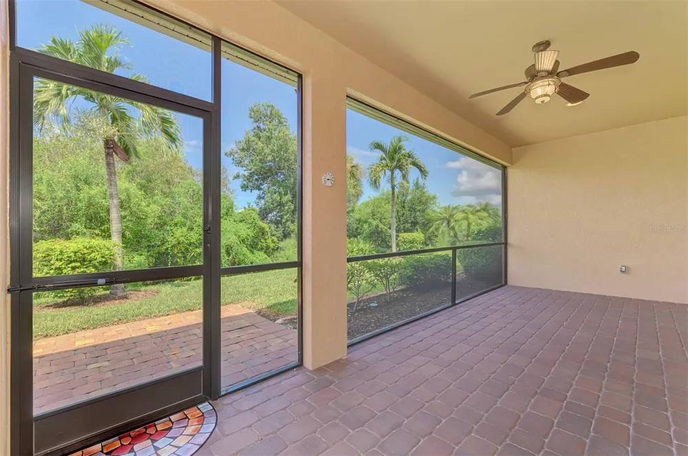 5221 CANYONLAND WAY Venice, FL 34293