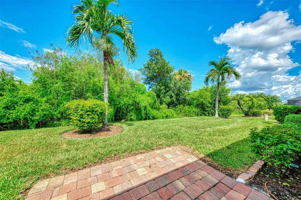 5221 CANYONLAND WAY Venice, FL 34293