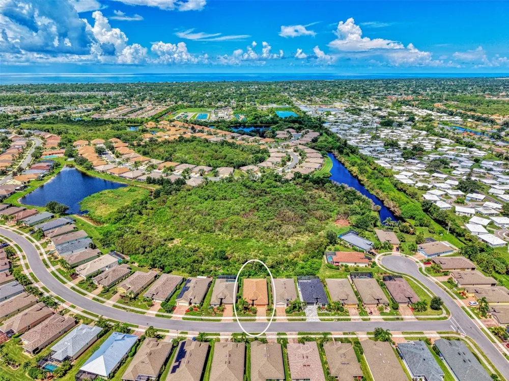 5221 CANYONLAND WAY Venice, FL 34293
