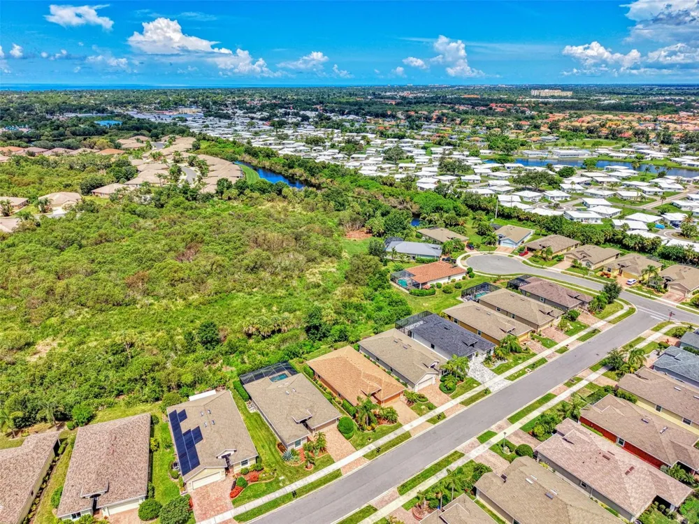 5221 CANYONLAND WAY Venice, FL 34293