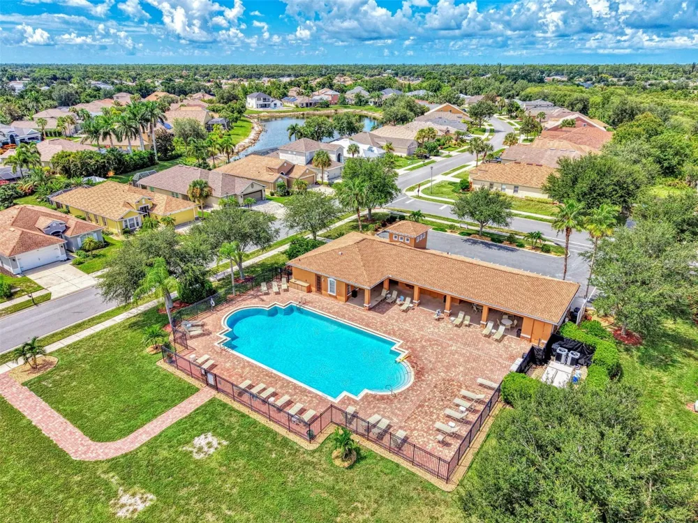 5221 CANYONLAND WAY Venice, FL 34293