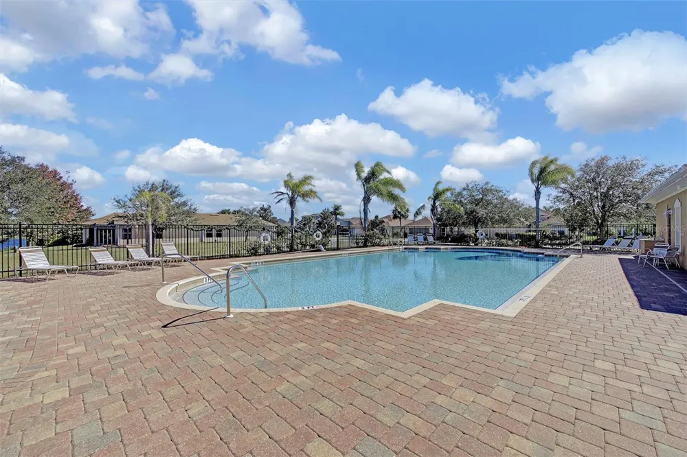 5221 CANYONLAND WAY Venice, FL 34293