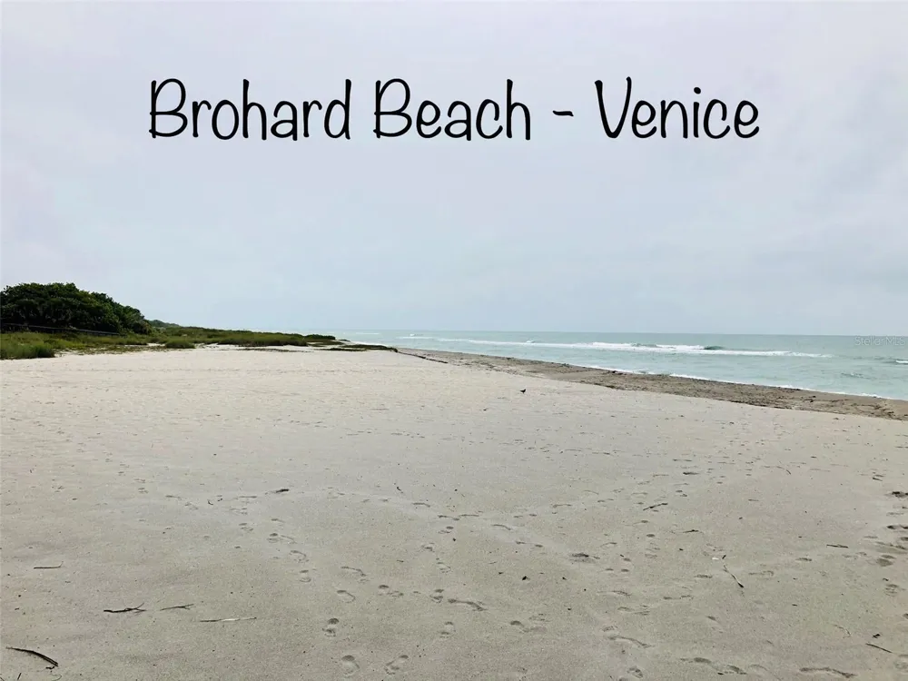 5221 CANYONLAND WAY Venice, FL 34293