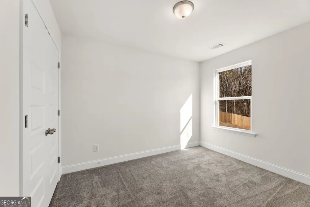 5665 Overview DR Flowery Branch, GA 30542