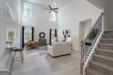 5012 Fairview CIR