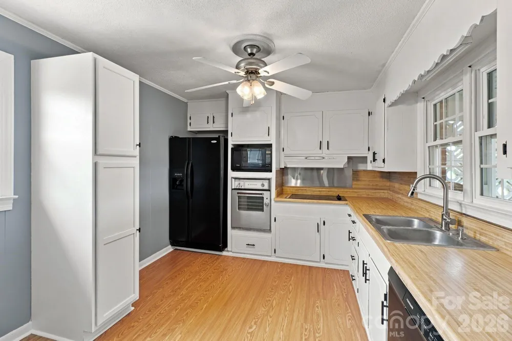 1664 Chase High Road Forest City, NC 28043