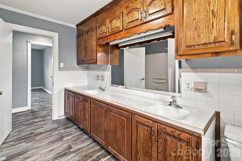 1664 Chase High Road Forest City, NC 28043