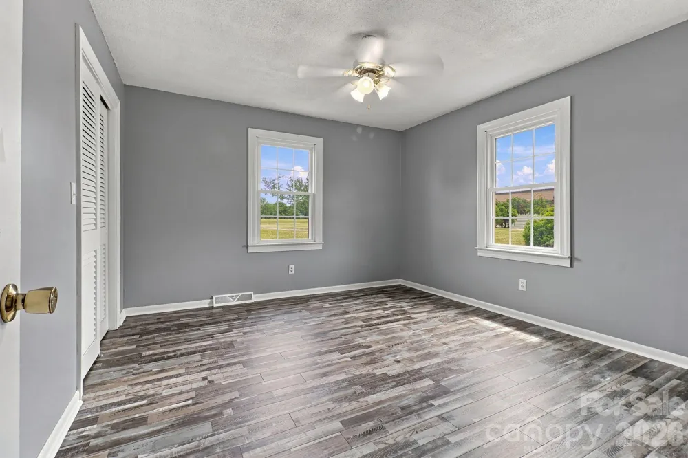 1664 Chase High Road Forest City, NC 28043