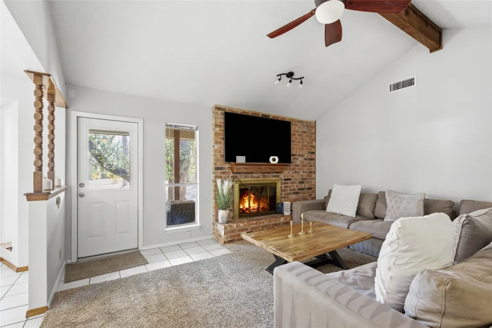 13319 Water Oak Lane Austin, TX 78729