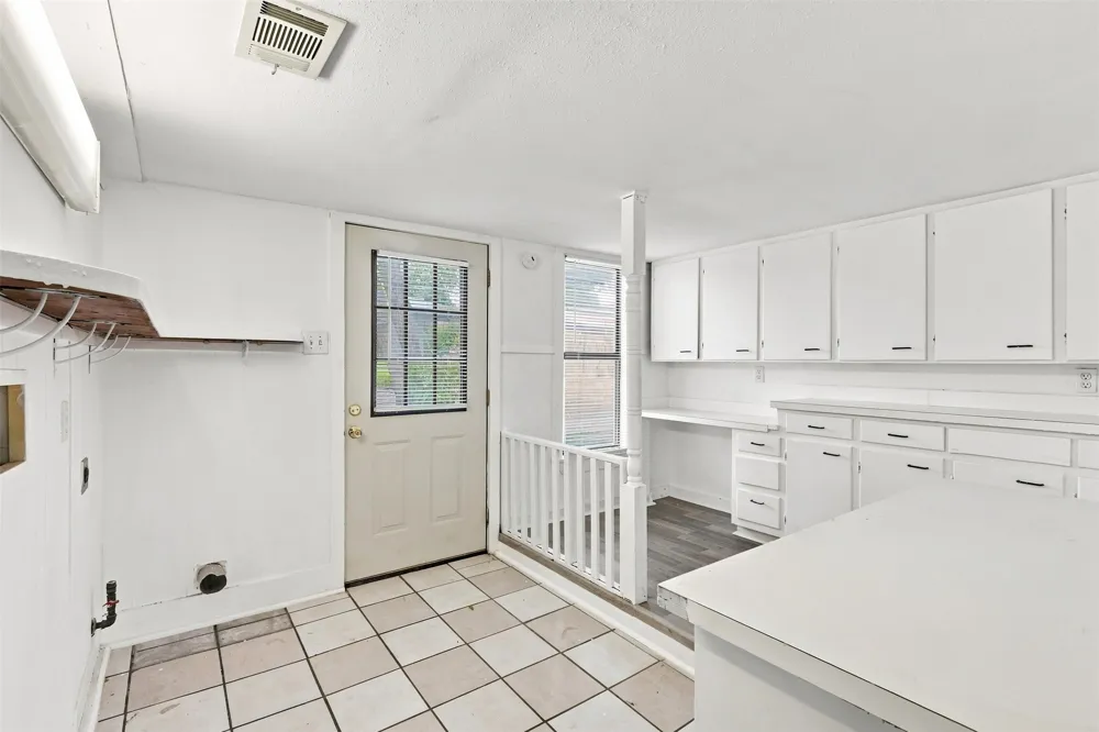 7513 Foster Drive Lake Worth, TX 76135