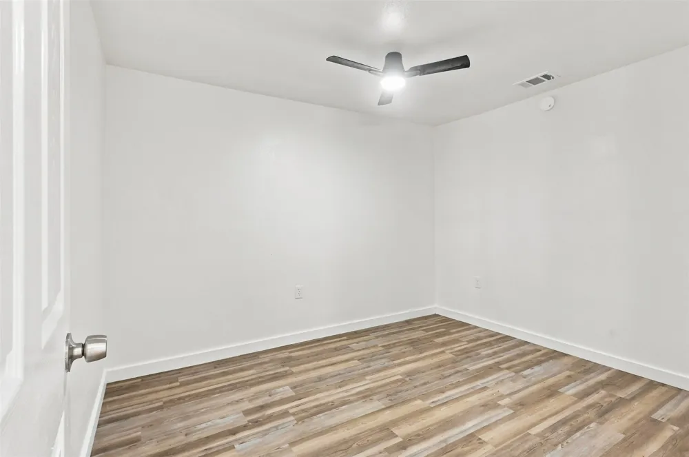 7513 Foster Drive Lake Worth, TX 76135