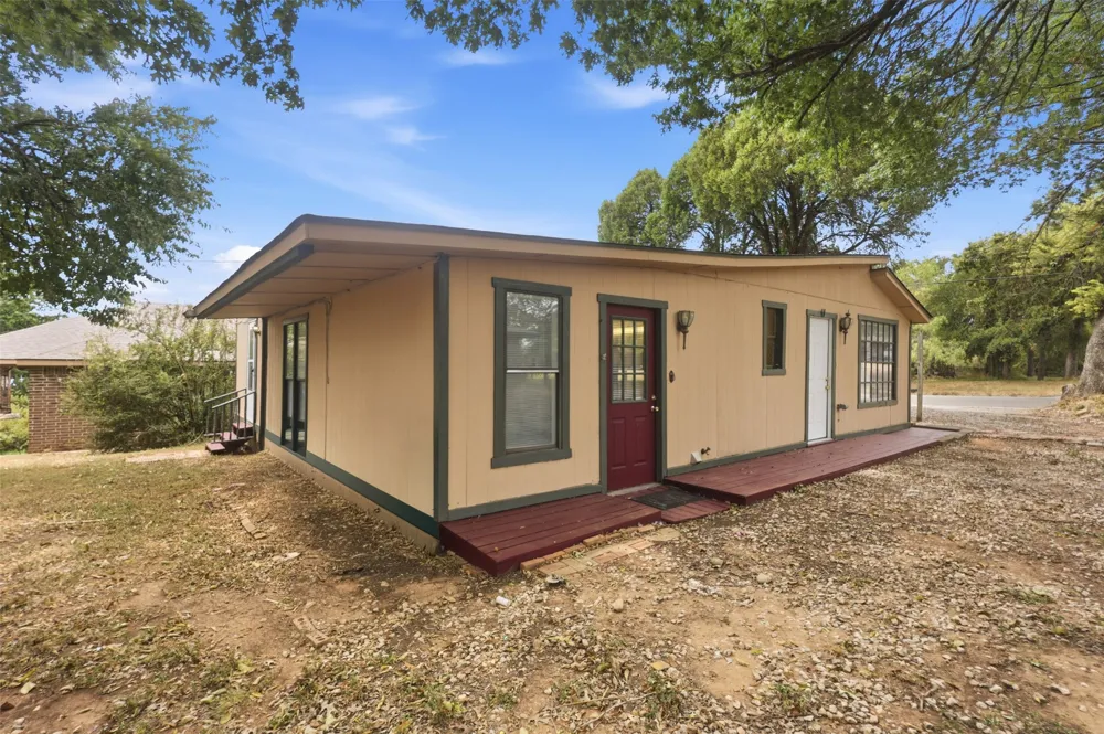7513 Foster Drive Lake Worth, TX 76135