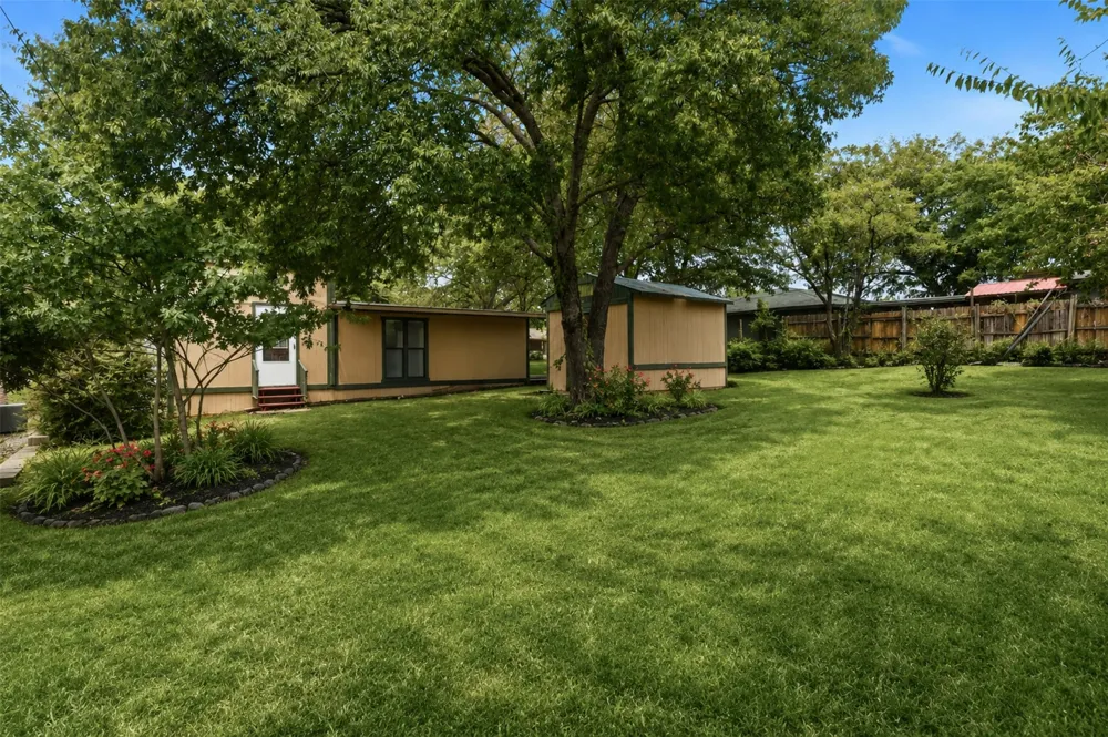 7513 Foster Drive Lake Worth, TX 76135
