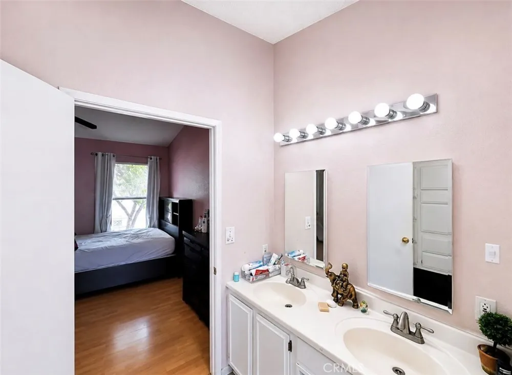 27361 Sierra Highway #159 Canyon Country, CA 91351