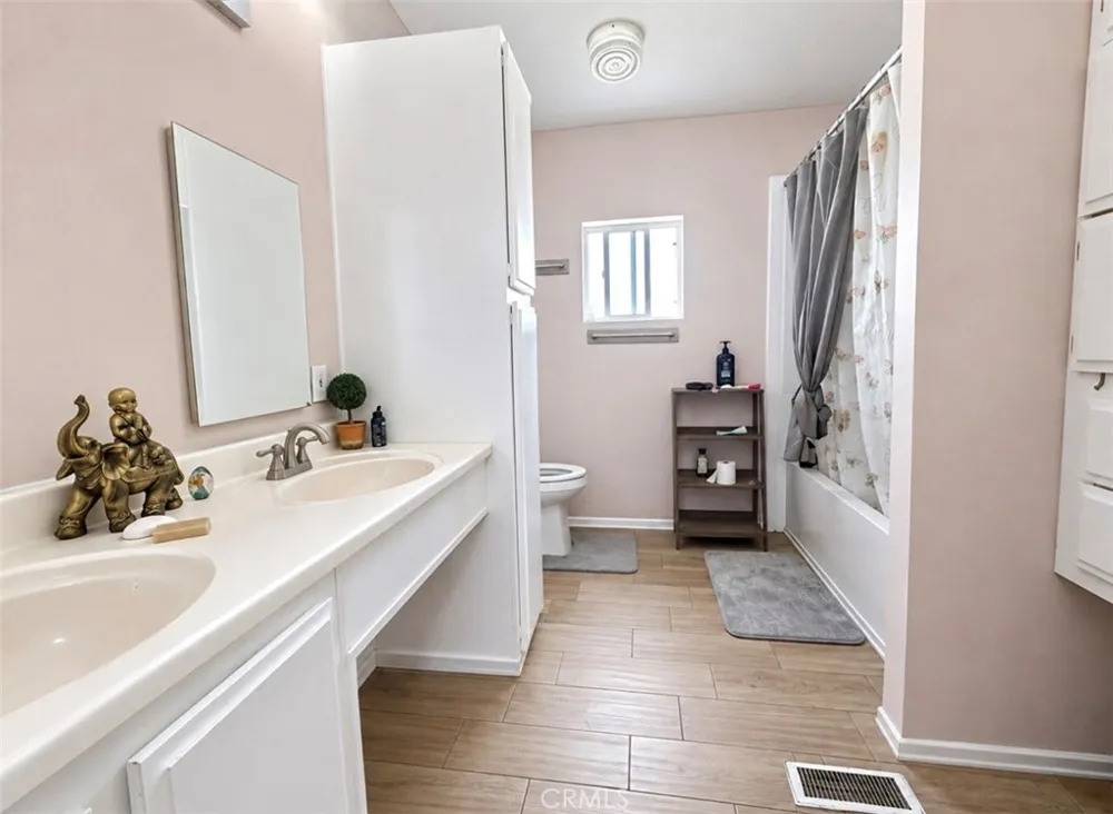 27361 Sierra Highway #159 Canyon Country, CA 91351