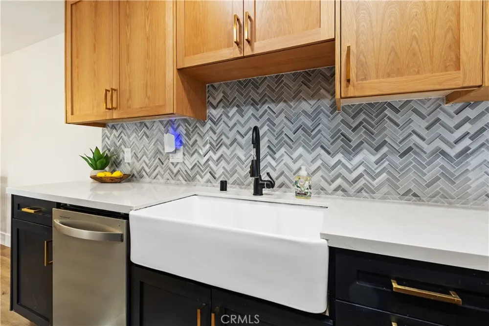 4156 Camino Lita San Diego, CA 92122