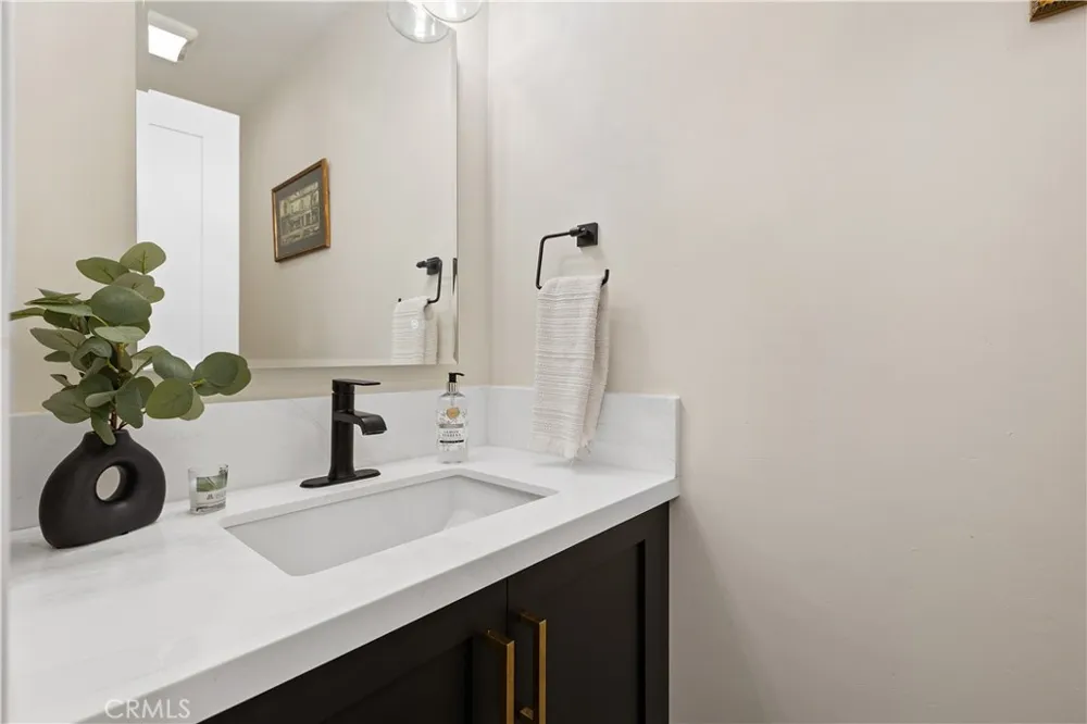 4156 Camino Lita San Diego, CA 92122