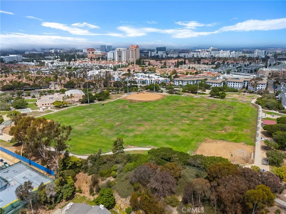 4156 Camino Lita San Diego, CA 92122