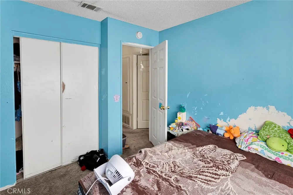 10881 Sauk Road Apple Valley, CA 92308