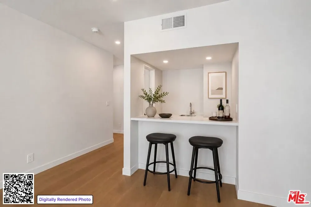 8568 Burton Way #301 Los Angeles, CA 90048