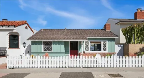 2156 E Ocean