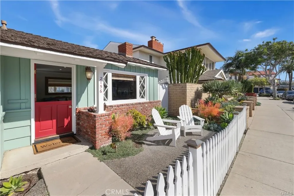 2156 E Ocean Newport Beach, CA 92661
