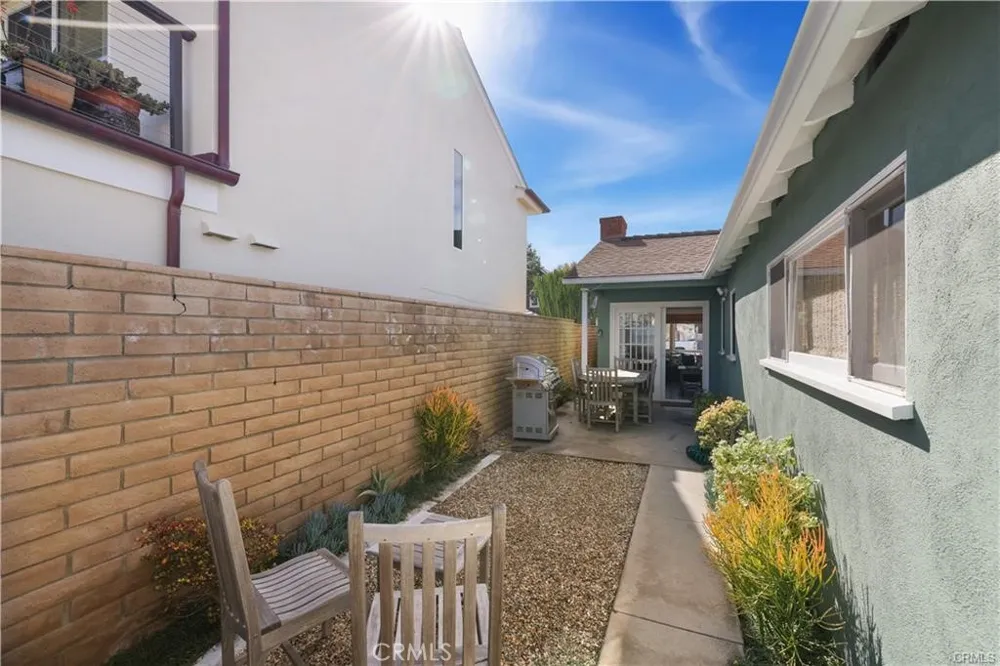 2156 E Ocean Newport Beach, CA 92661