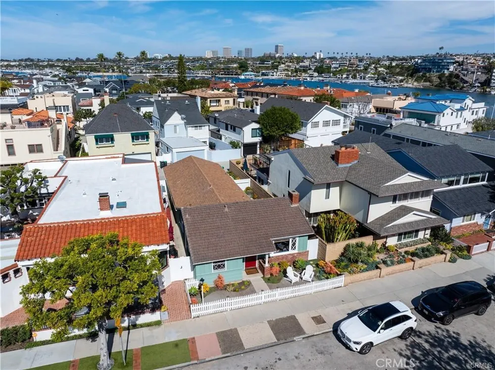 2156 E Ocean Newport Beach, CA 92661