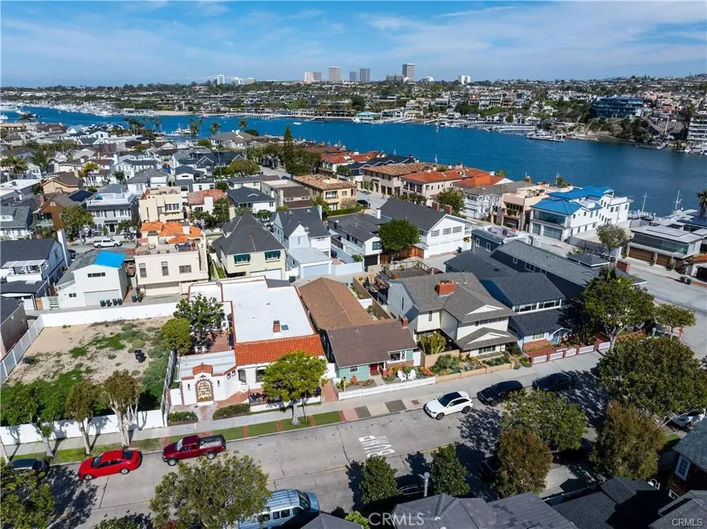 2156 E Ocean Newport Beach, CA 92661