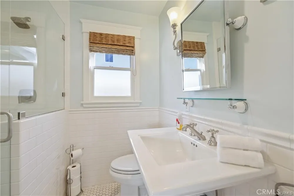 2156 E Ocean Newport Beach, CA 92661