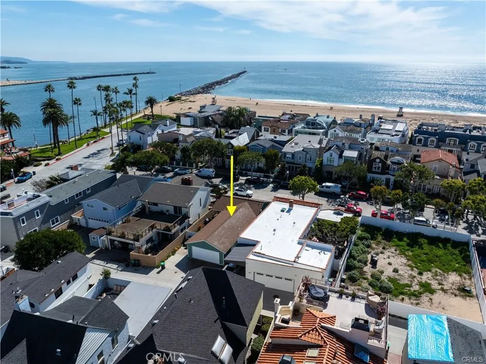 2156 E Ocean Newport Beach, CA 92661