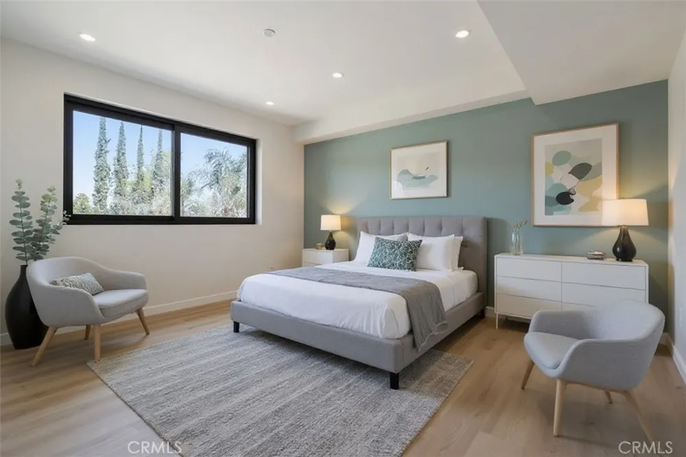 6830 Lubao Avenue Winnetka, CA 91306