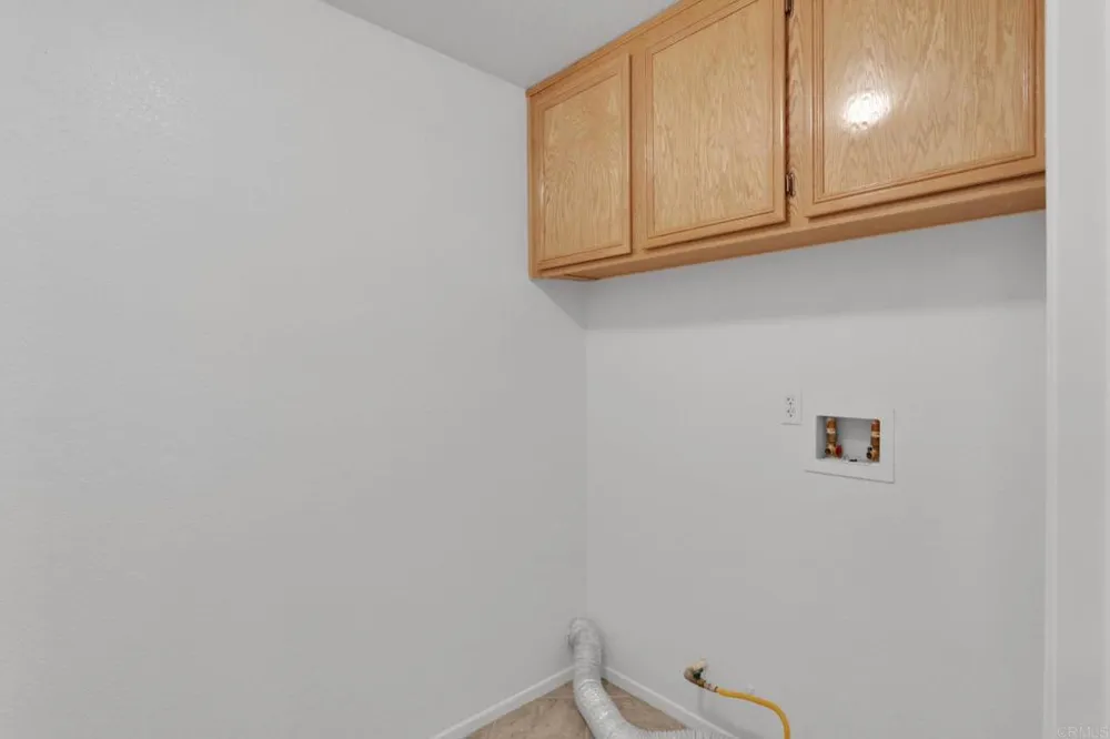 13523 Merry Oaks Victorville, CA 92392