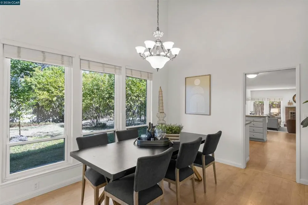 7 Leeds Ct Danville, CA 94526