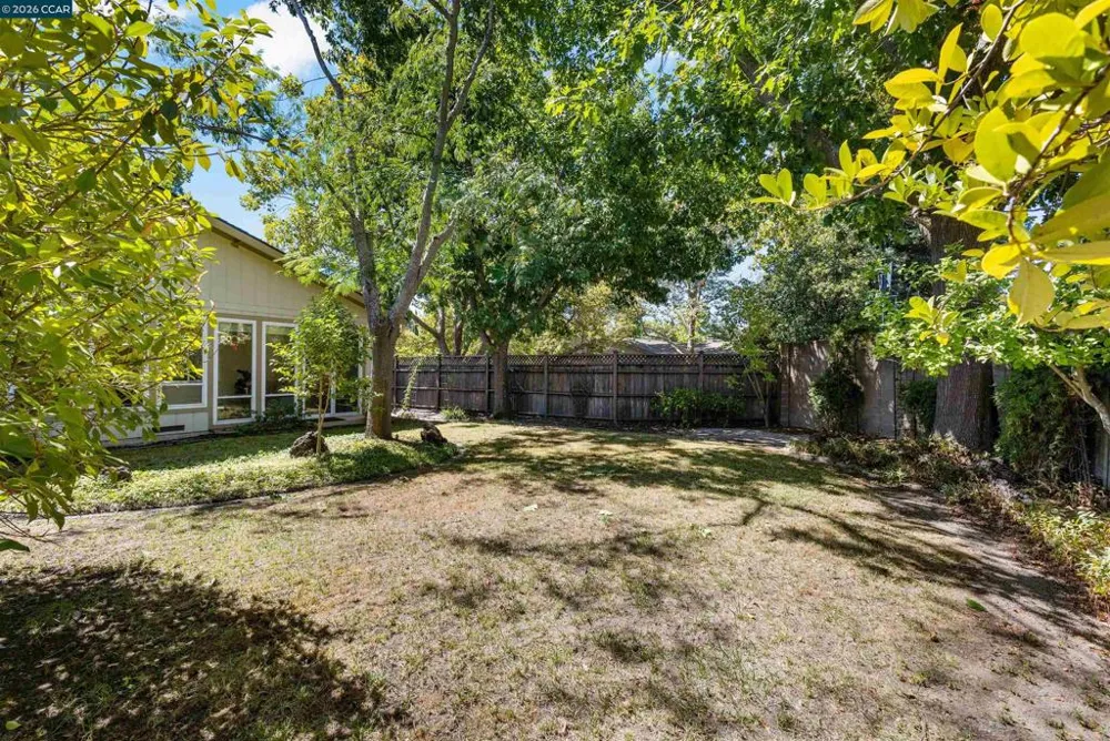 7 Leeds Ct Danville, CA 94526